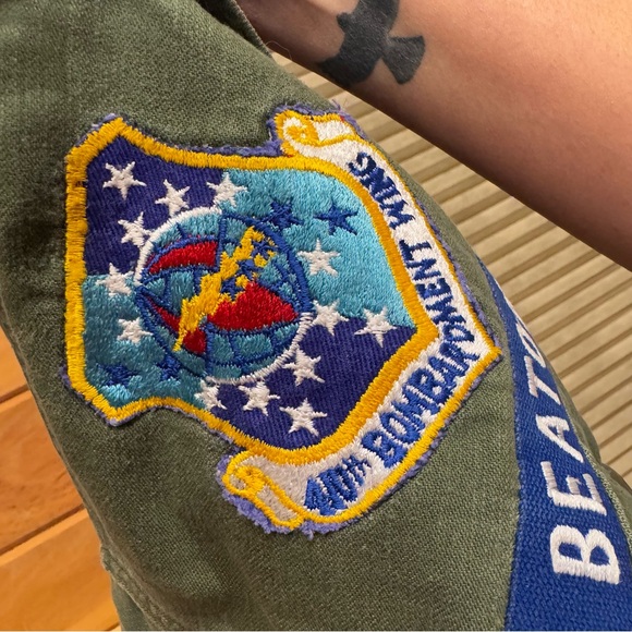 VTG U.S. Air Force Military Utility Shirt Size 15 1/2 X 35 410th Bomb Wing Patch - Picture 2 of 13